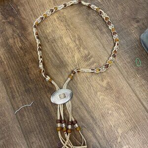 Women bead necklace